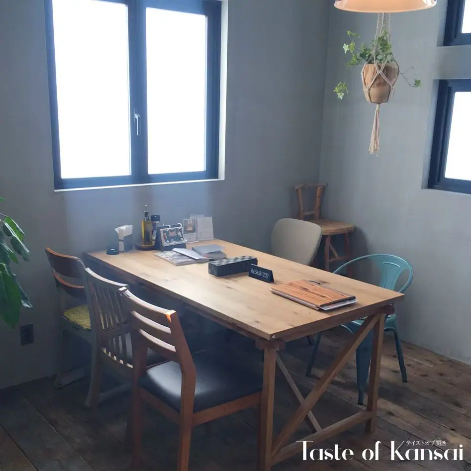 ANTIQUA TREE CAFE (6)