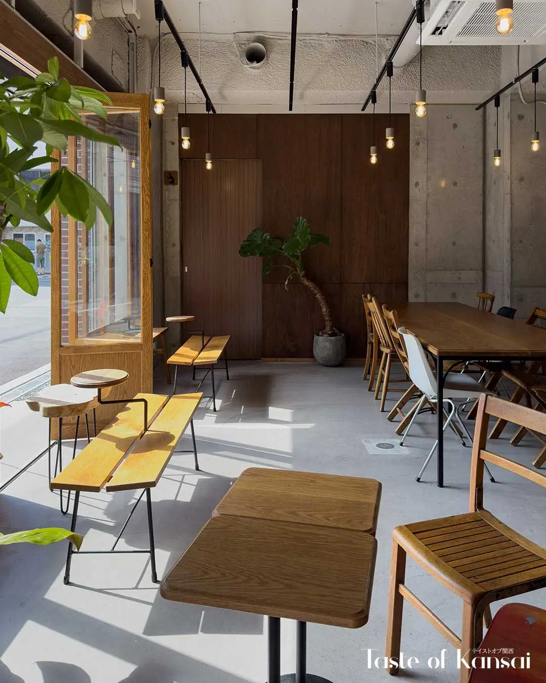 AUN Coffee Roasters (2)