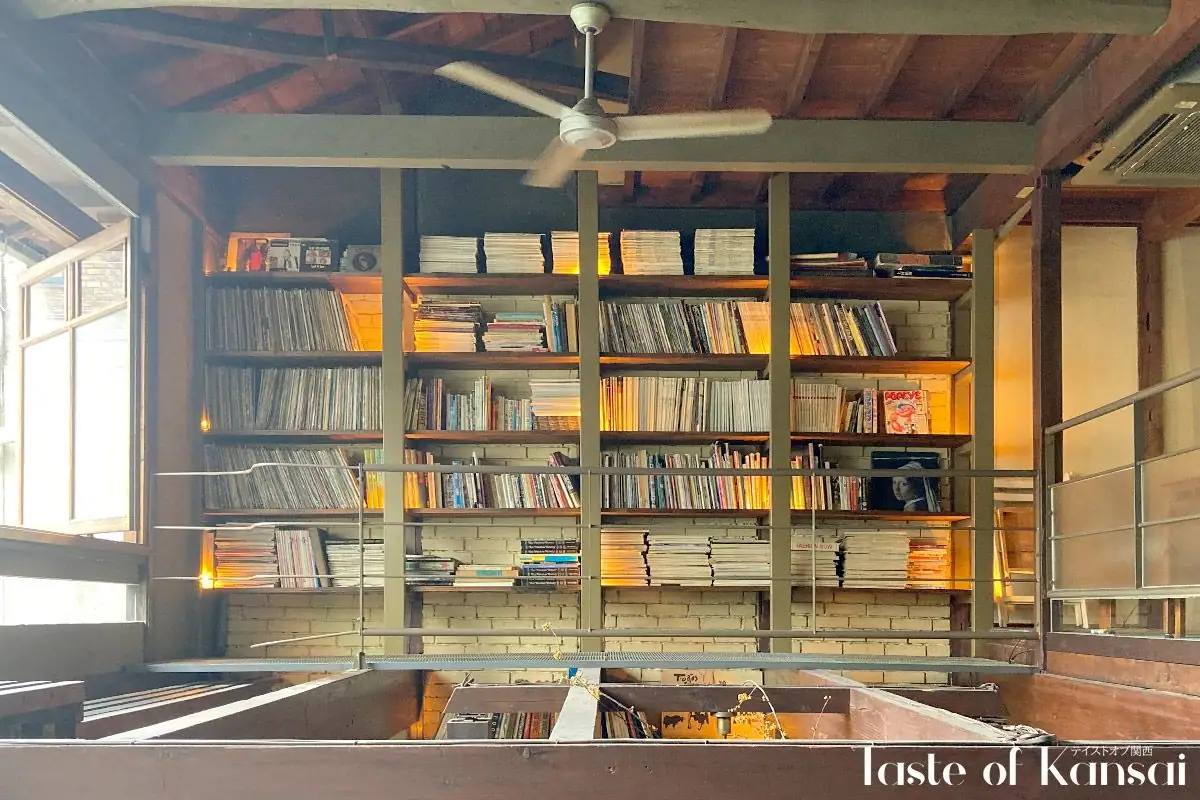 Cafe Bibliotic Hello! (13)