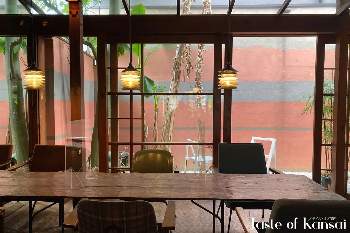 Cafe Bibliotic Hello! (8)