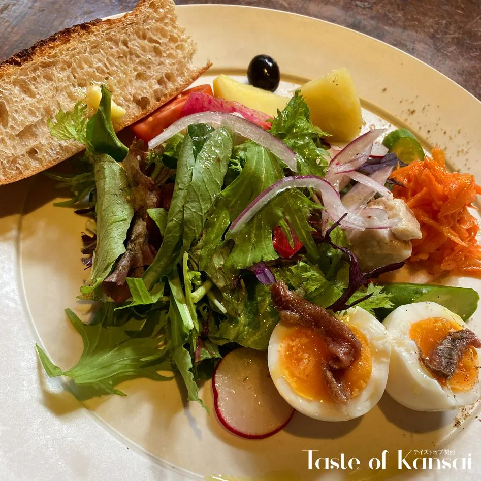 Cafe Bibliotic Hello!