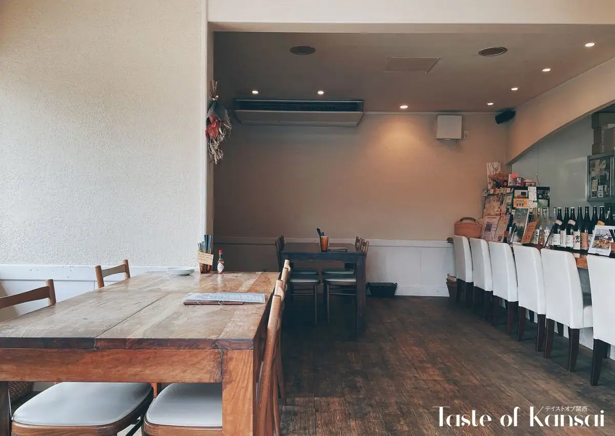 Cafe & Restaurant CAVA (6)