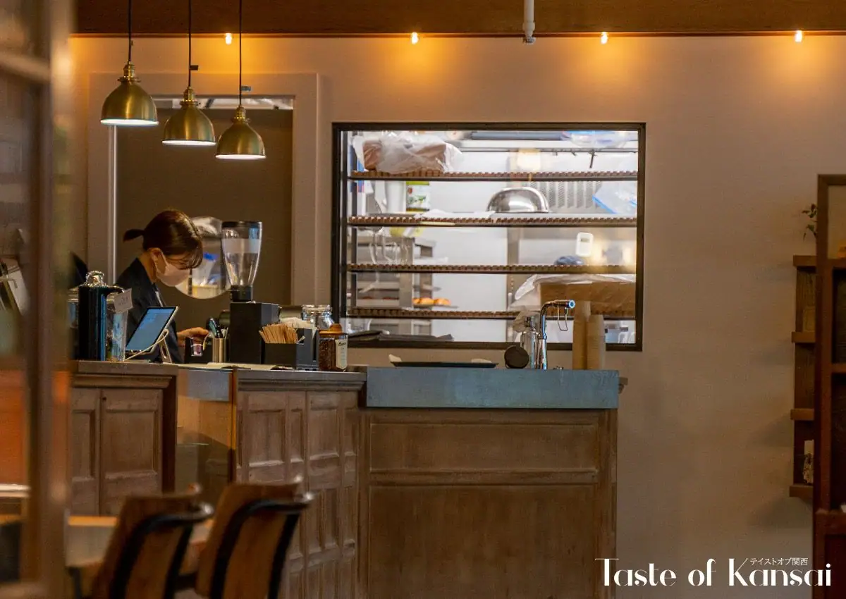 SCHOOL BUS COFFEE BAKERS (5)