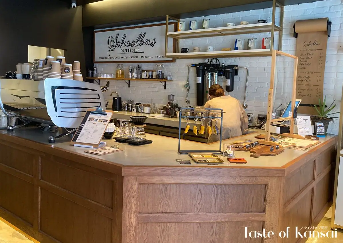 SCHOOL BUS COFFEE STOP MOTOMACHI (11)