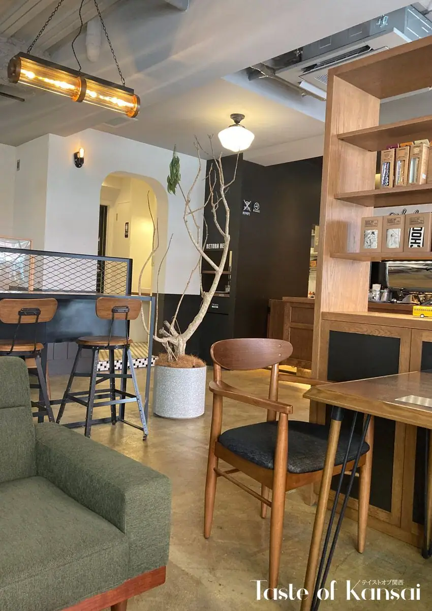 SCHOOL BUS COFFEE STOP MOTOMACHI (10)
