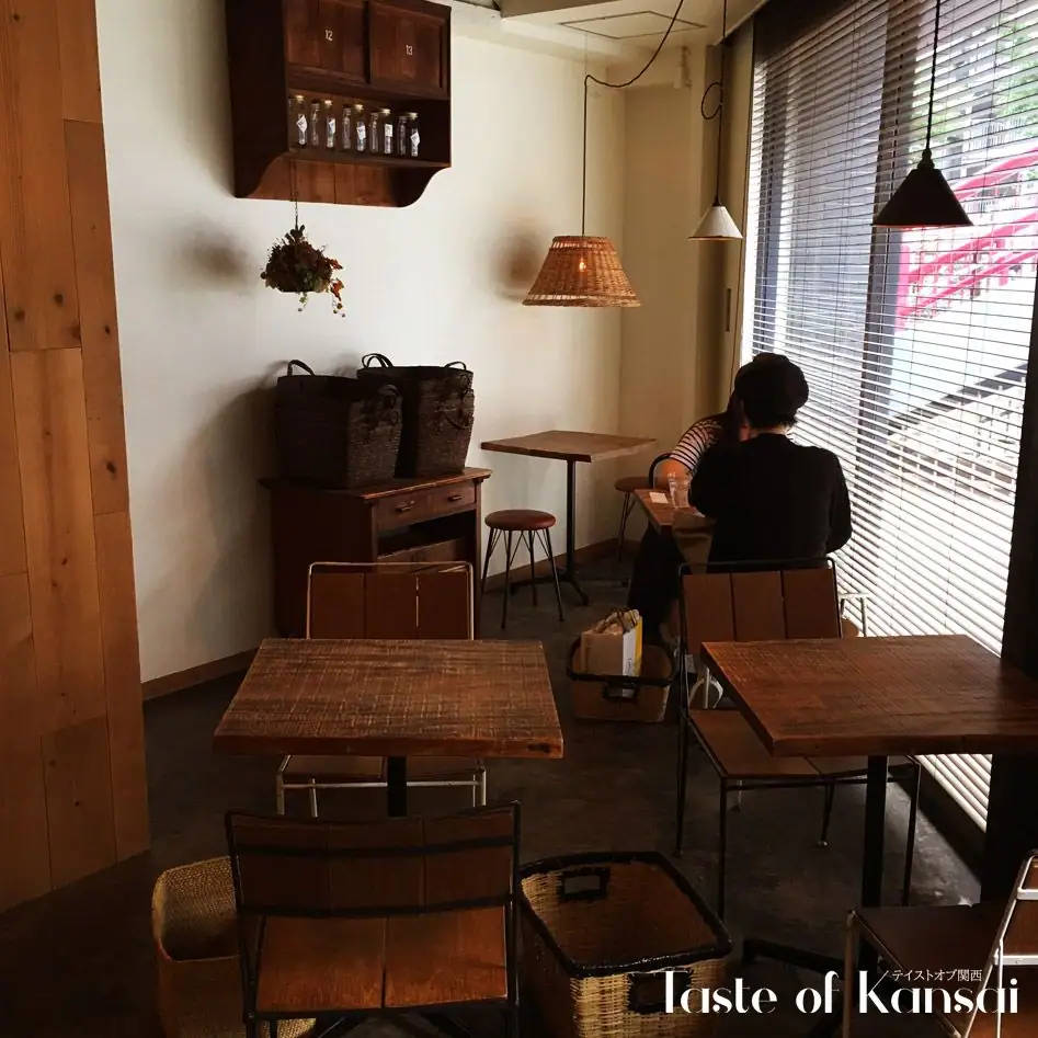 Whitebird Coffee Stand (4)